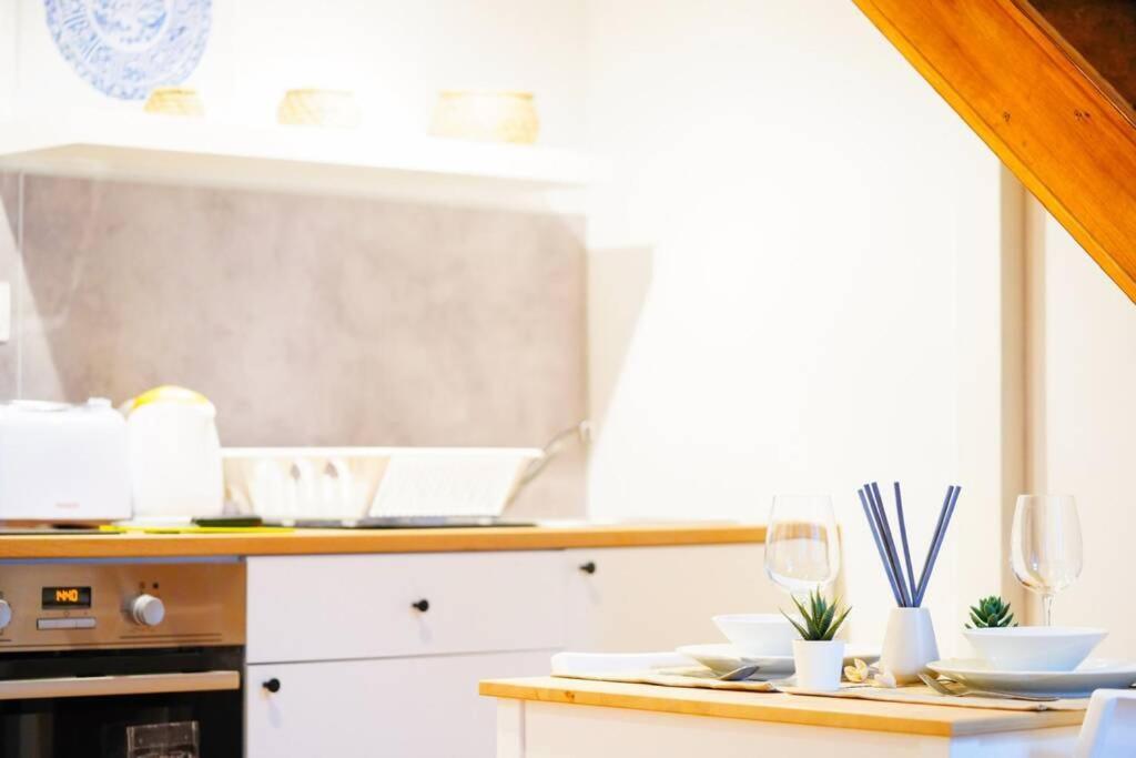 Cosy Two Bedroom Flat In Rottenbiller Str,Sky Budapest Esterno foto